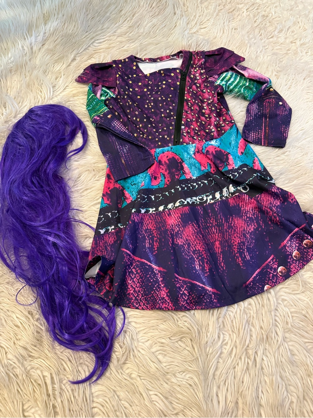 Girls descendants costume (E8)